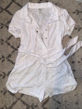 No Boundaries White Textured Romper with Waist Tie
